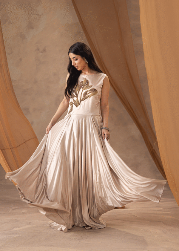 Alayna - Image 3