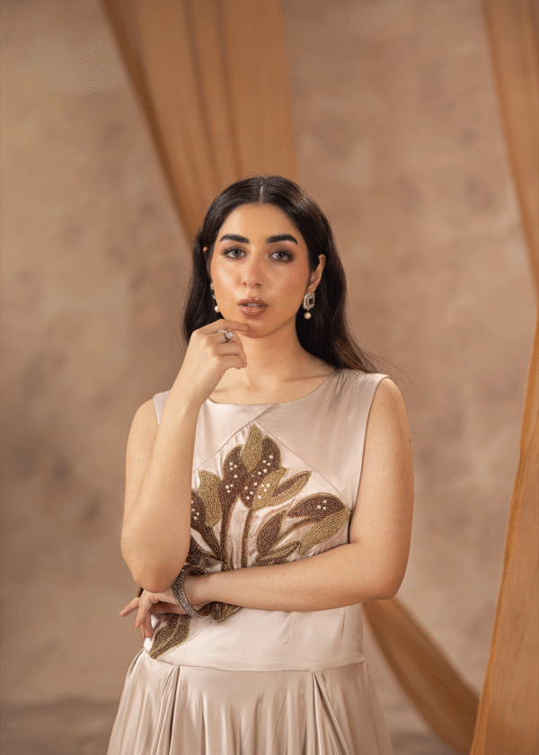 Alayna - Image 5