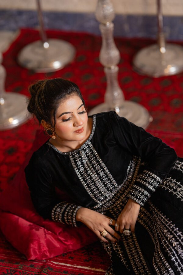Khamoosh - Image 7